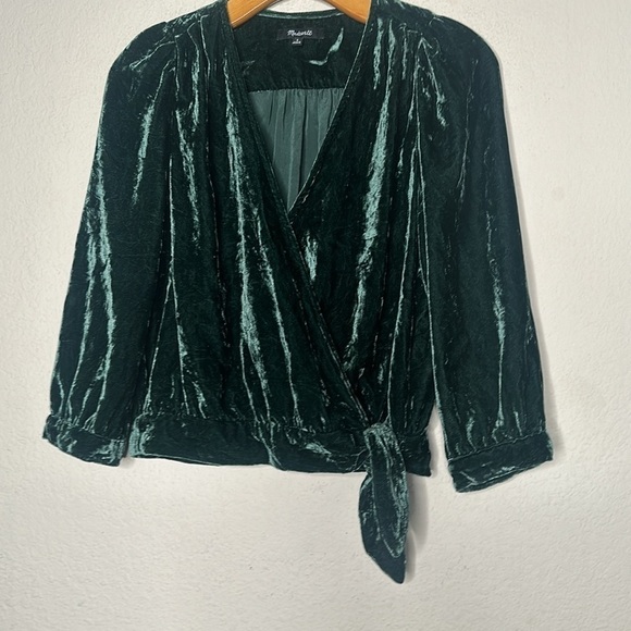 Madewell Velvet Wrap Top Plunge V Neck in Green Size Small - Picture 7 of 15